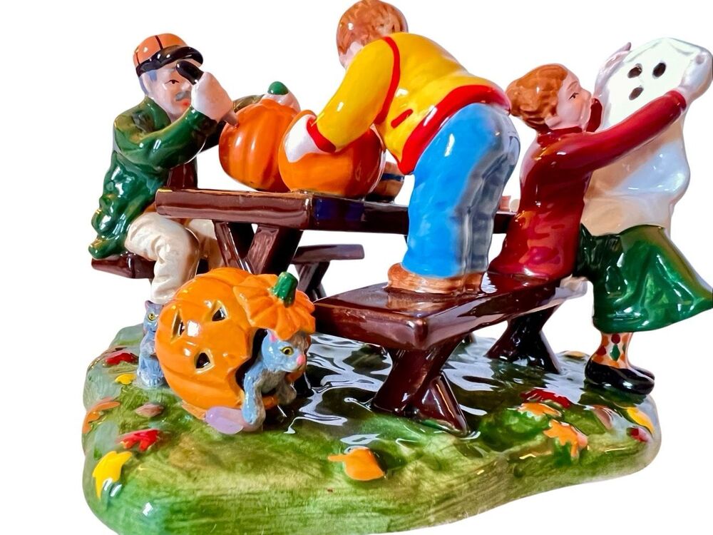 Department 56 Preparing For Halloween Set Of 2 Figurine Snow Village 54982
